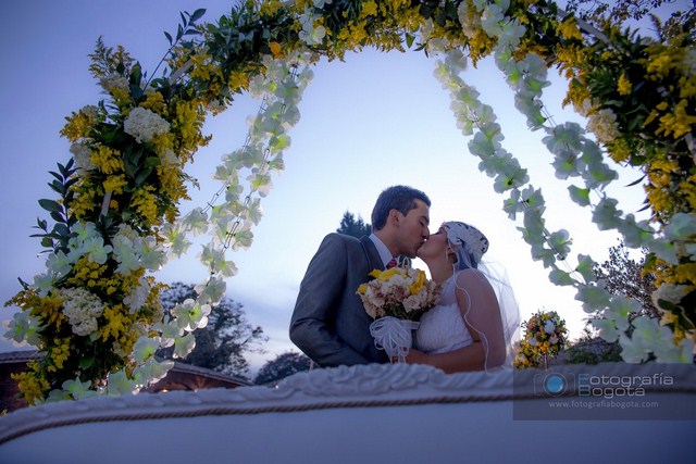 fotografias de bodas hermosas fotos de matrimonios vintage amarillo boda vintage bogota