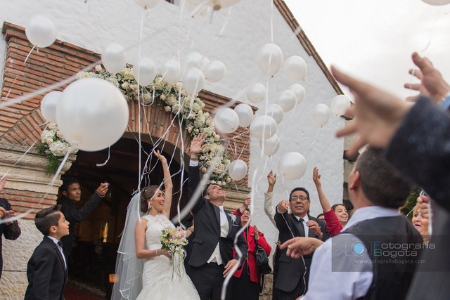 fotografias de bodas bahia la calera fotos de noche fotos matrimonios globos blancos