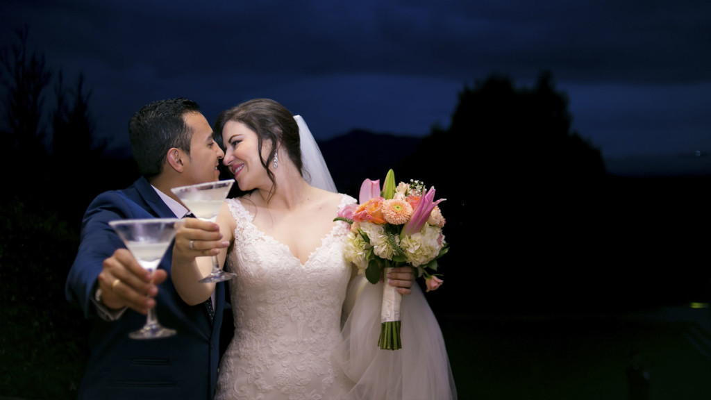 fotografia-bogota-fotografia-de-bodas-profesional-fotografos-fotos-de-bodas-de-noche-colombia-fabian-marquez